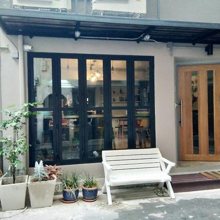 Bangkok Silom Chat Box Hostel Екстер'єр фото