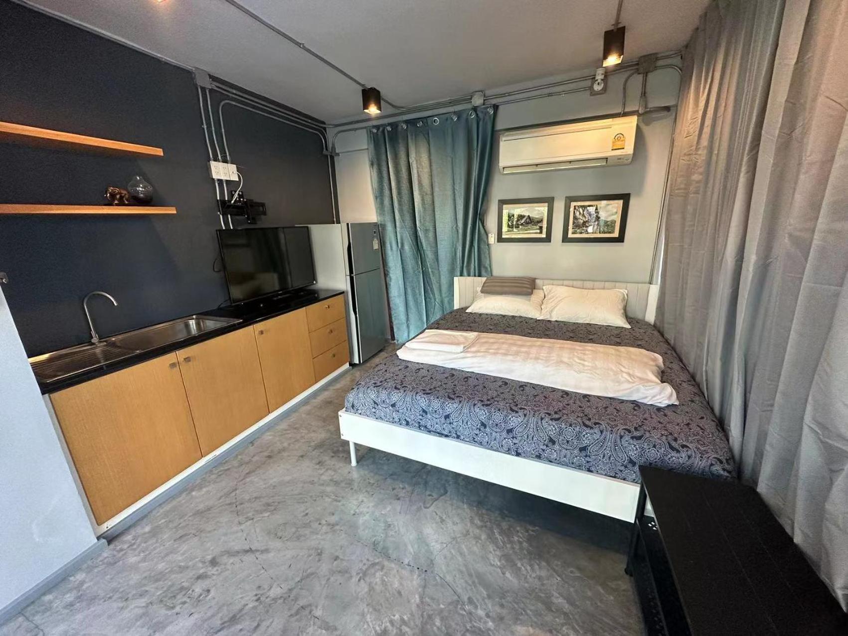 Bangkok Silom Chat Box Hostel Екстер'єр фото