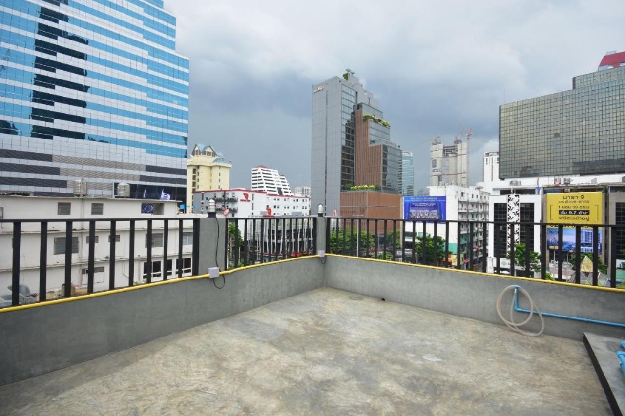 Bangkok Silom Chat Box Hostel Екстер'єр фото