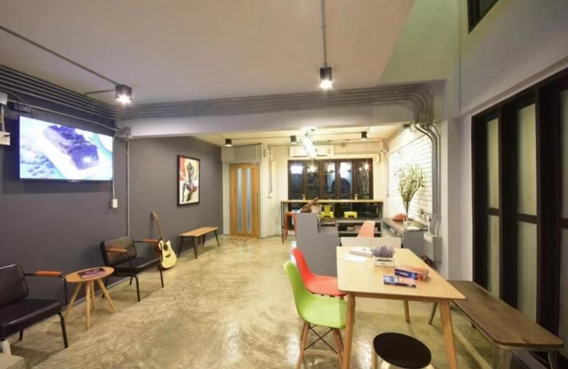 Bangkok Silom Chat Box Hostel Екстер'єр фото