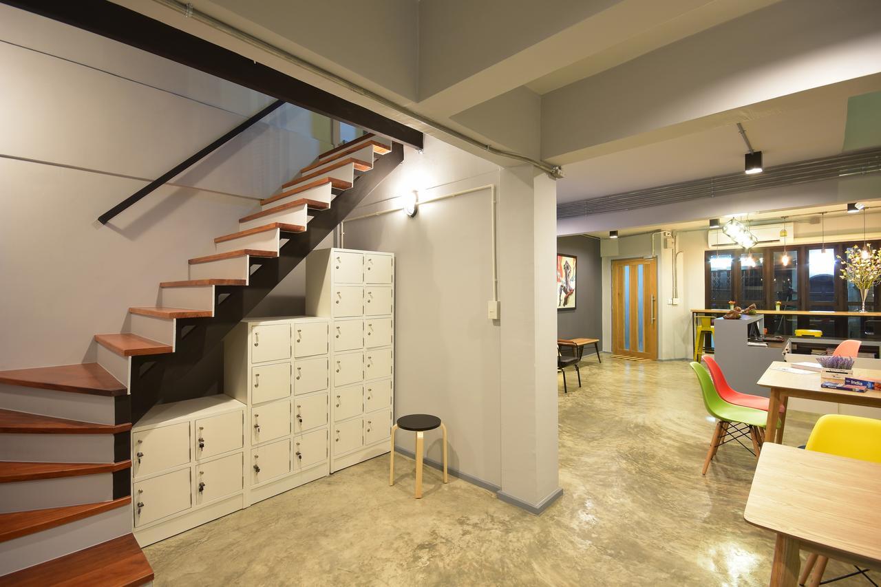 Bangkok Silom Chat Box Hostel Екстер'єр фото