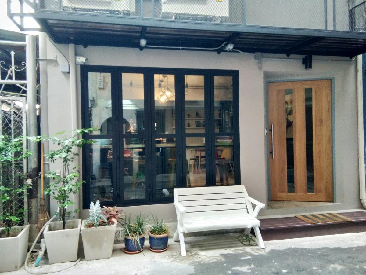 Bangkok Silom Chat Box Hostel Екстер'єр фото